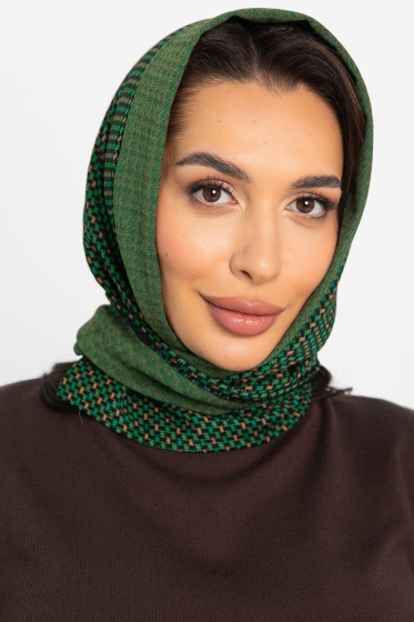 Косынка с отворотом (зелено-бежевая) КО18-23М